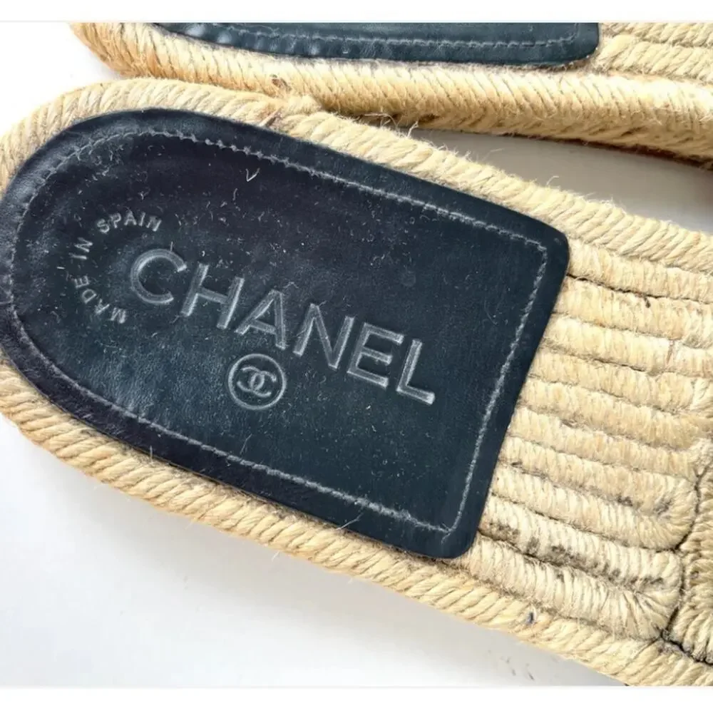 CHANEL 2017 Espadrille Black CC Logo Leather Slip on Slides Sandals 41 11 10.5 - Picture 7 of 9
